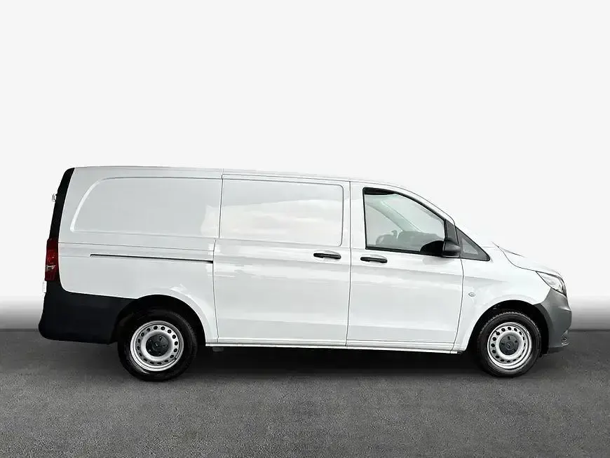 Gebraucht Mercedes Vito 163 PS (119 kW) 2024 Weiß Van