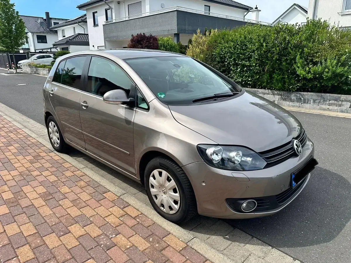 Gebraucht VW Golf Plus Cross Team 105 PS (77 kW) 2010 Grau Van / Kleinbus