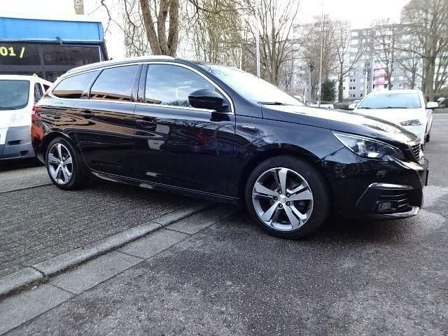 Schwarz Gebraucht 2018 Peugeot 308 GT-line Limousine | 10.999 € (Fairer Preis) - Bild 1/4