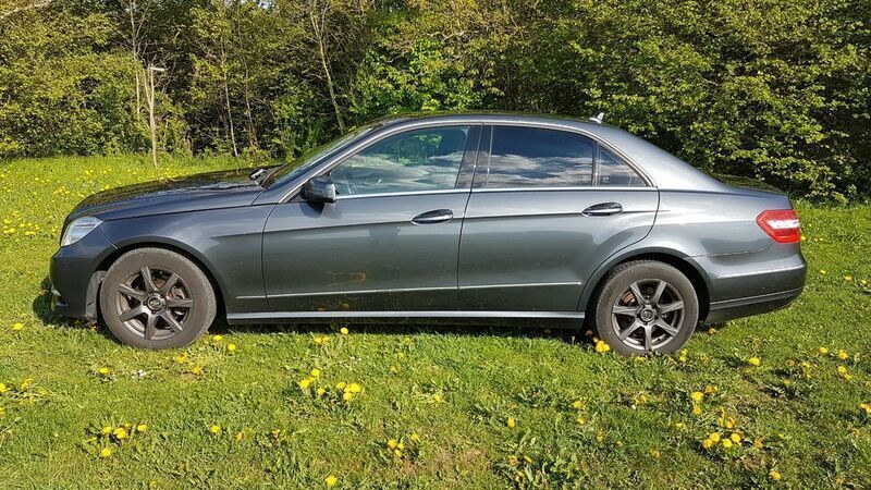 Gebraucht Mercedes E200 Avantgarde 136 PS (100 kW) 2012 Grau Limousine