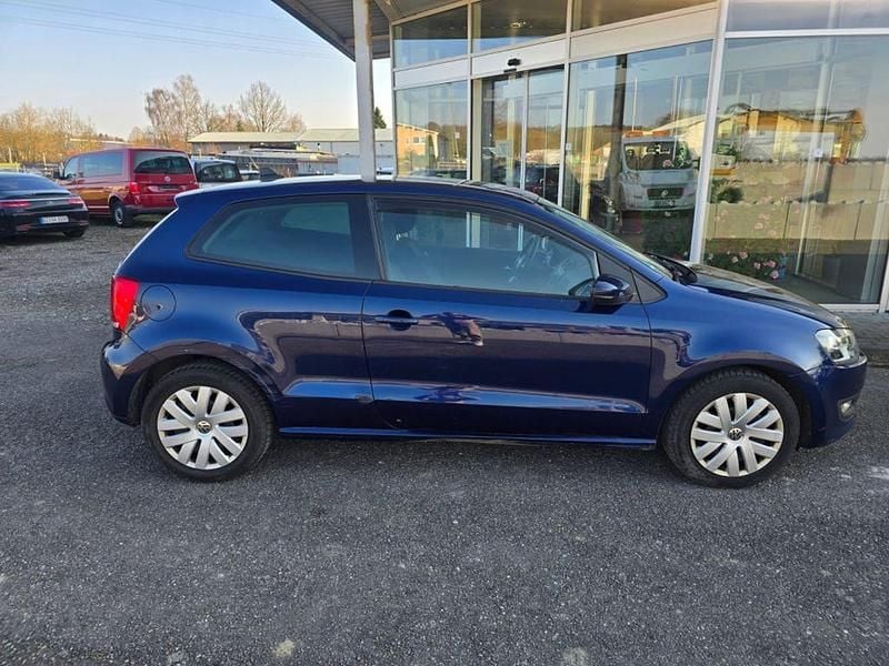 Gebraucht VW Polo Team 105 PS (77 kW) 2011 Blau Kleinwagen
