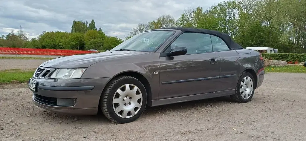 Gebraucht Saab 9-3 Cabriolet Anniversary 150 PS (110 kW) 2006 Braun Cabrio
