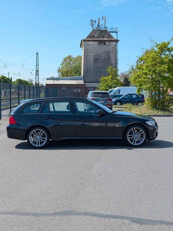 Używany BMW 320 Performance 170 KM (125 kW) 2010 Czarny Kombi