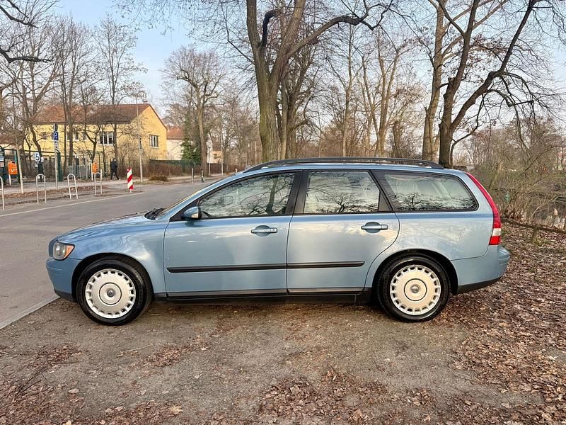 Gebraucht Volvo V50 140 PS (102 kW) 2004 Blau Kombi