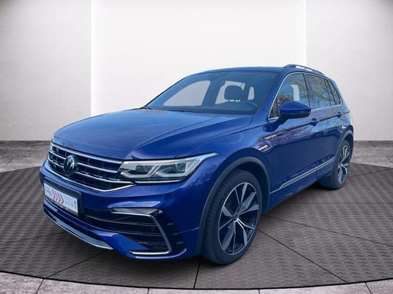 Gebraucht VW Tiguan R-line 150 PS (110 kW) 2023 Lapitz blue metallic SUV