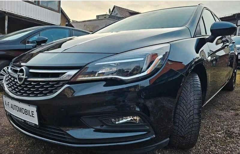 Gebraucht Opel Astra Edition 110 PS (80 kW) 2018 Schwarz Kombi