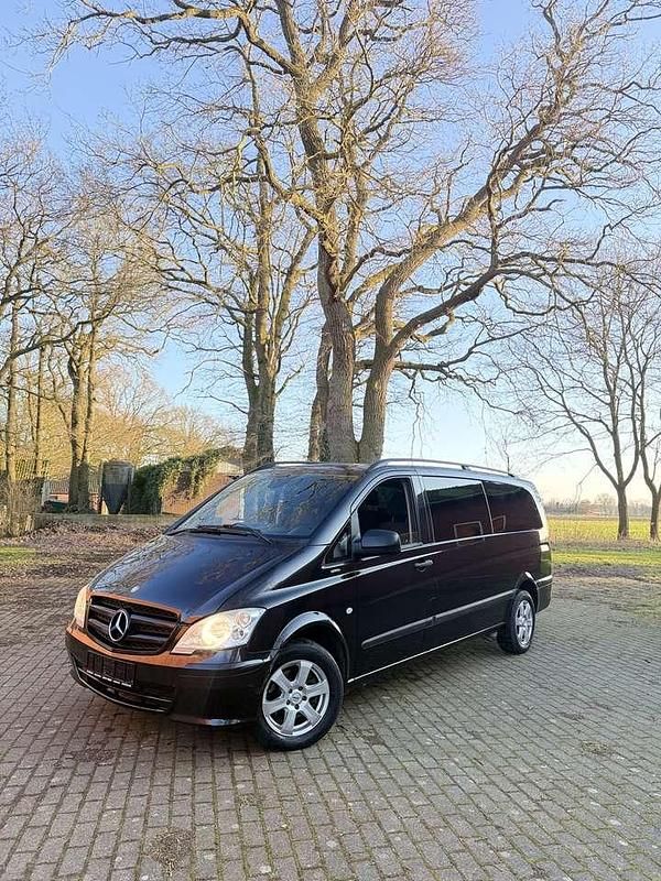 Second-hand Mercedes Vito 163 CP (119 kW) 2011 Negru Van