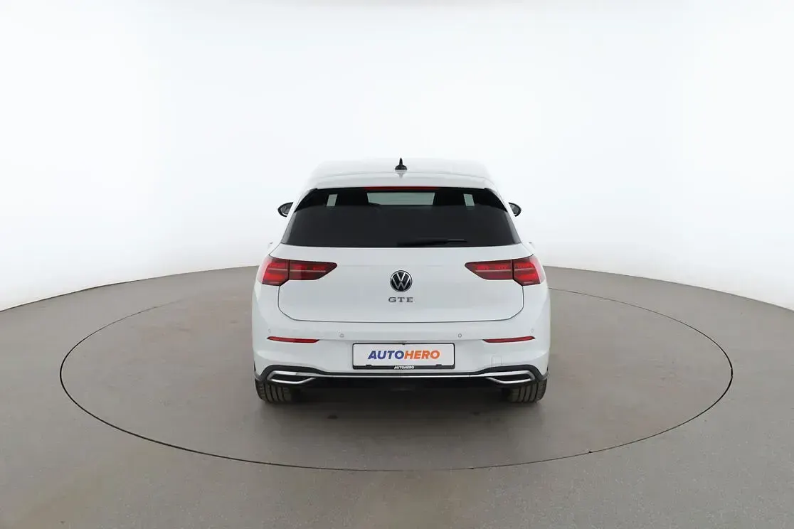 Gebraucht VW Golf VIII GTE 2021 Weiß Limousine