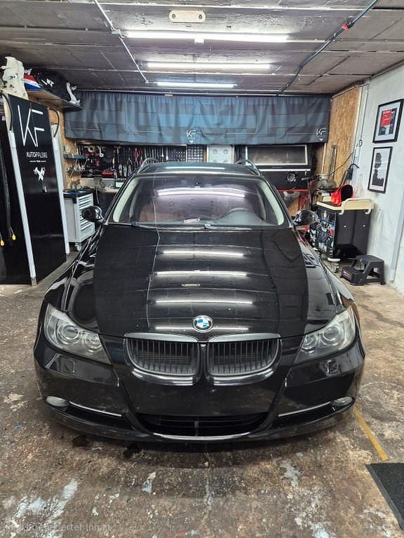 Gebraucht BMW 335 Performance 306 PS (225 kW) 2007 Schwarz Kombi