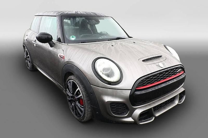 Gebraucht Mini John Cooper Works Chili 231 PS (169 kW) 2020 Silber Kleinwagen