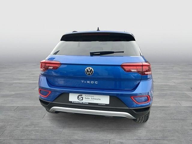 Gebraucht VW T-Roc Life 150 PS (110 kW) 2022 Blau SUV