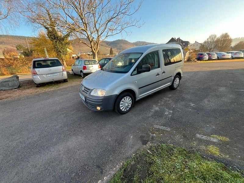 Gebraucht VW Caddy Life 105 PS (77 kW) 2010 Silber Van / Kleinbus
