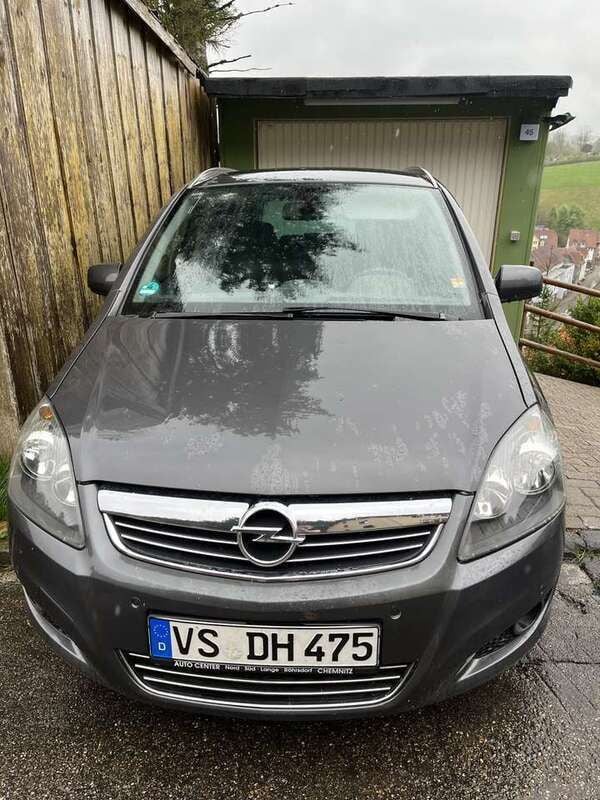 Gebraucht 2011 Opel Zafira Family Van / Kleinbus | 2.400 € (Superpreis) - Bild 1/4