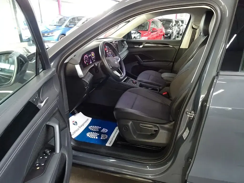 Gebraucht VW Tayron Life 150 PS (110 kW) 2025 Grau SUV