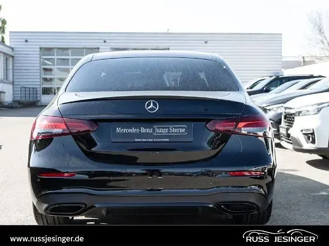 Second-hand Mercedes E450 367 CP (269 kW) 2023