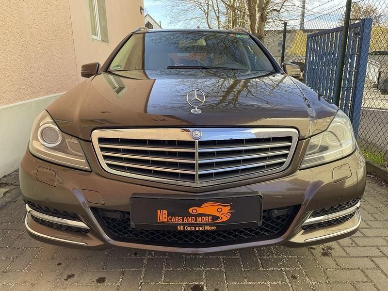 Gebraucht Mercedes C200 184 PS (135 kW) 2013 Braun Kombi
