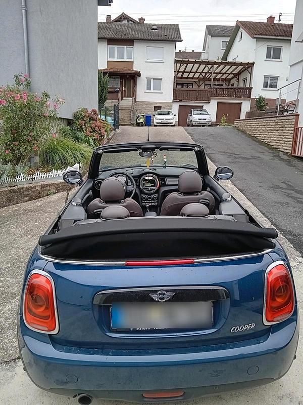 Usado Mini Cooper Cabriolet 136 HP (100 kW) 2017 Andere farben Cabrios