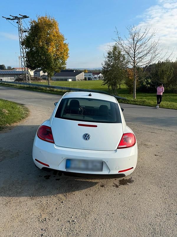 Gebraucht VW Beetle 150 PS (110 kW) 2012 Weiß Kleinwagen