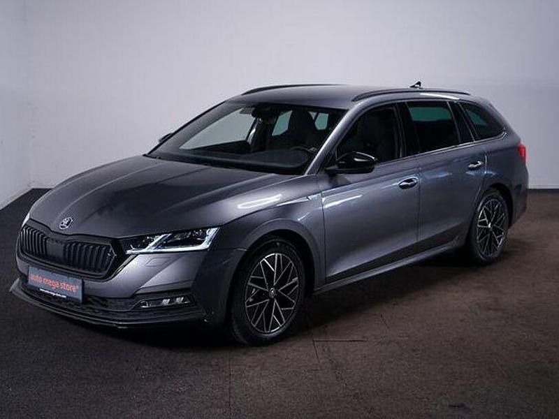 Grey metallic Gebraucht 2023 Skoda Octavia SportLine Kombi | 25.297 € (Guter Preis) - Bild 1/4