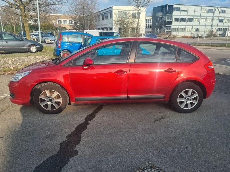 Gebraucht Citroën C4 VTR Sport 109 PS (80 kW) 2005 Rot farbe luziferrot/metalliclackie metallic Limousine
