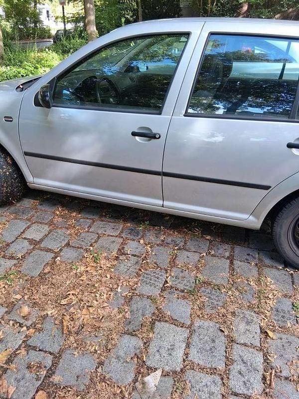 Gebraucht 1999 VW Golf IV Limousine | 800 € (Guter Preis) - Bild 1/4