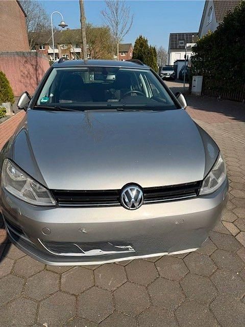 Gebraucht VW Golf VII Cup 105 PS (77 kW) 2014 Silber Kombi