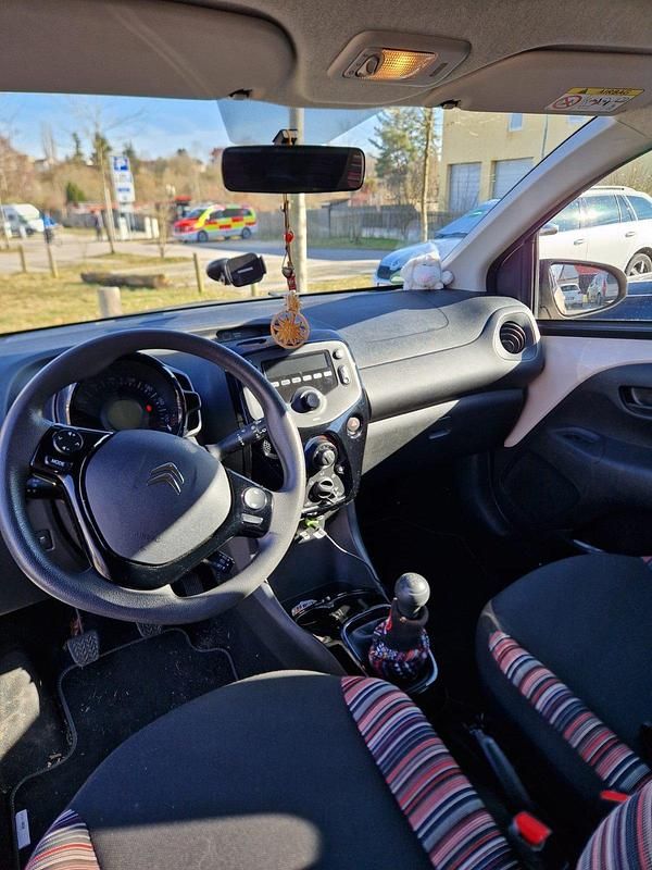 Gebraucht Citroën C1 Feel 72 PS (52 kW) 2020 Beige Kleinwagen