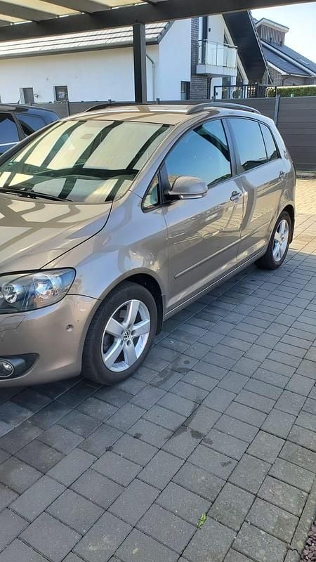 Gebraucht VW Golf VI 105 PS (77 kW) 2011 Braun Kleinwagen