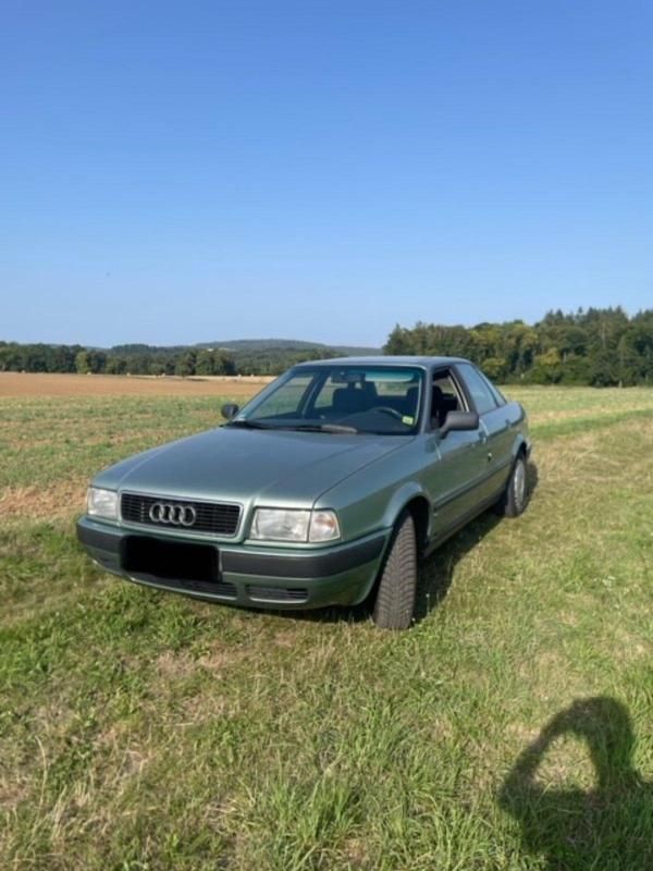 Grün Gebraucht 1993 Audi 80 Kleinwagen | 999 € - Bild 1/4