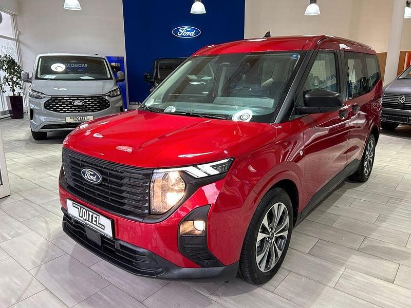 Fantastic red Gebraucht 2025 Ford Tourneo Courier Van / Kleinbus | 22.990 € (Superpreis) - Bild 1/4