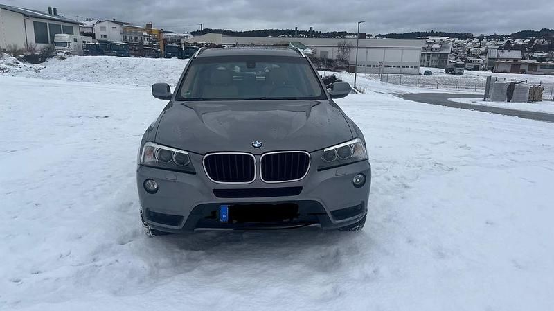 Grau Gebraucht 2011 BMW X3 SUV | 9.200 € (Superpreis) - Bild 1/4