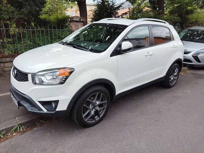 Weiß Gebraucht 2015 Ssangyong Korando SUV | 6.000 € (Fairer Preis) - Bild 1/2