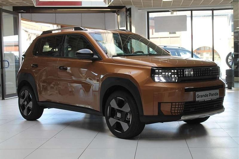 Neu Fiat Panda 110 PS (80 kW) 2025 Bronze (luna bronze) Kleinwagen