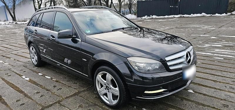 Gebraucht Mercedes C350 231 PS (169 kW) 2010 Schwarz Kombi