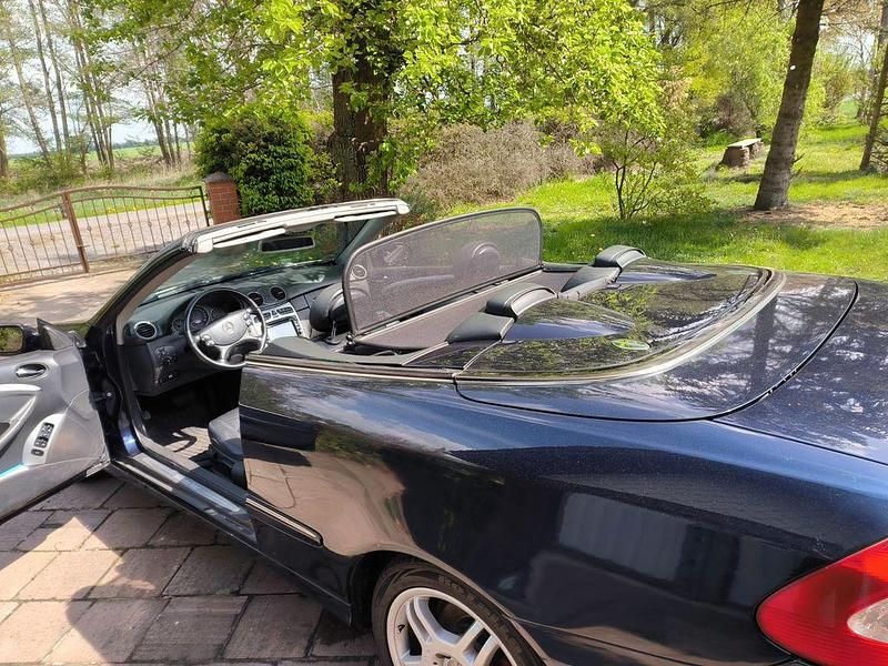 Gebraucht Mercedes CLK200 163 PS (119 kW) 2004 Blau Cabrio