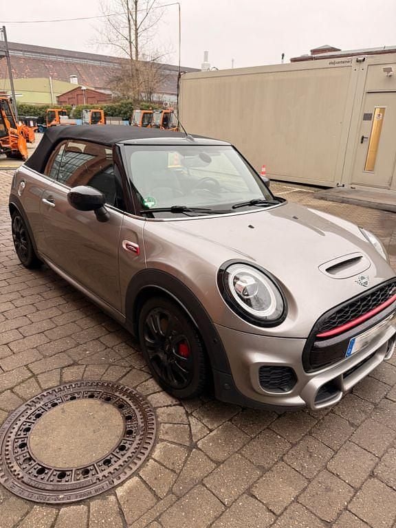 Gebraucht Mini John Cooper Works 231 PS (169 kW) 2019 Silber Kleinwagen