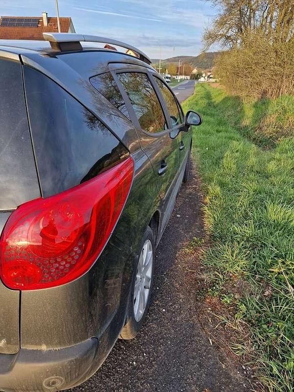 Gebraucht Peugeot 207 120 PS (88 kW) 2008 Grau Kombi