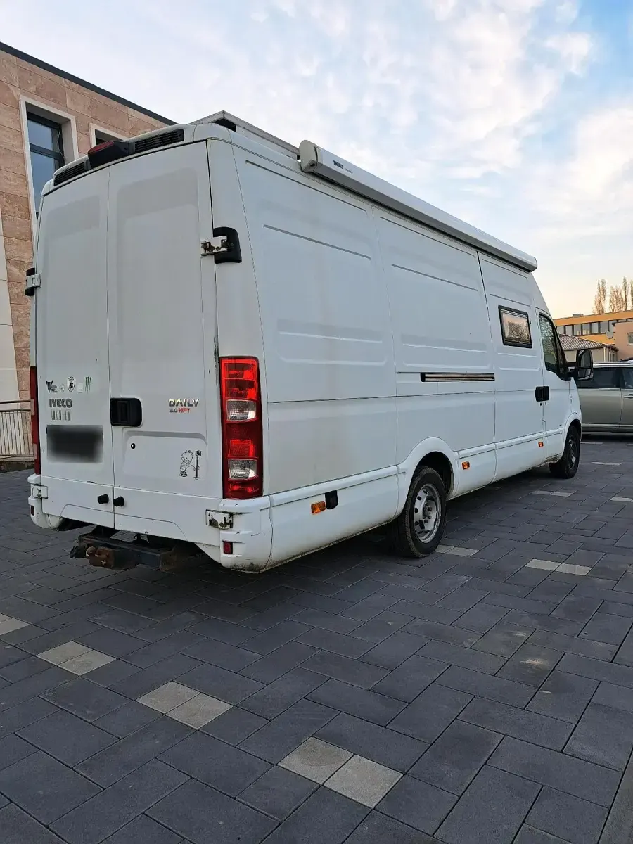 Gebraucht Iveco Daily 180 PS (132 kW) 2007 Weiß Limousine