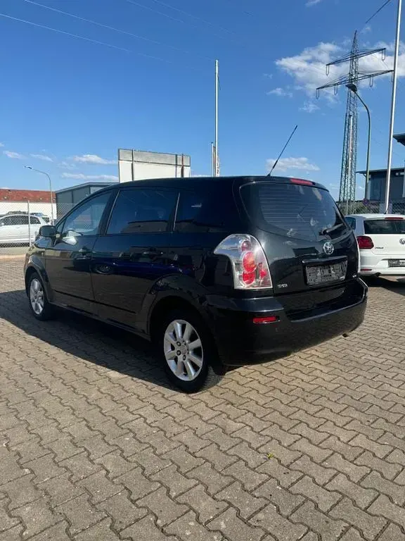 Gebraucht Toyota Corolla Verso 129 PS (94 kW) 2006 Schwarz Van / Kleinbus