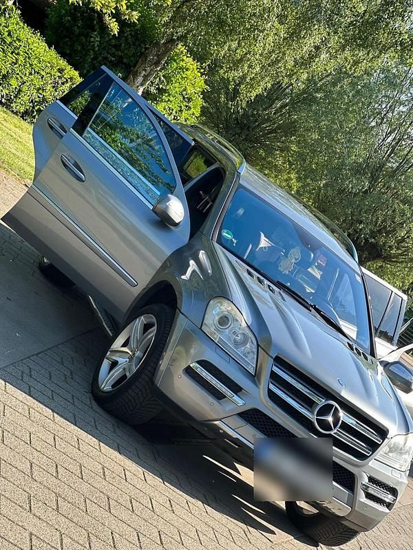 Gebraucht Mercedes GL350 224 PS (164 kW) 2010 Silber SUV