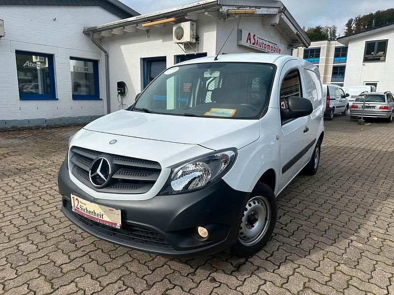 Arktikweiss Gebraucht 2019 Mercedes Citan 109 Van / Kleinbus | 10.949 € (Fairer Preis) - Bild 1/4