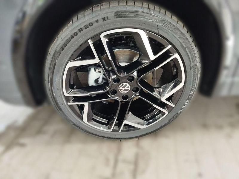 Gebraucht VW Tiguan R-line 150 PS (110 kW) 2025 Grau SUV