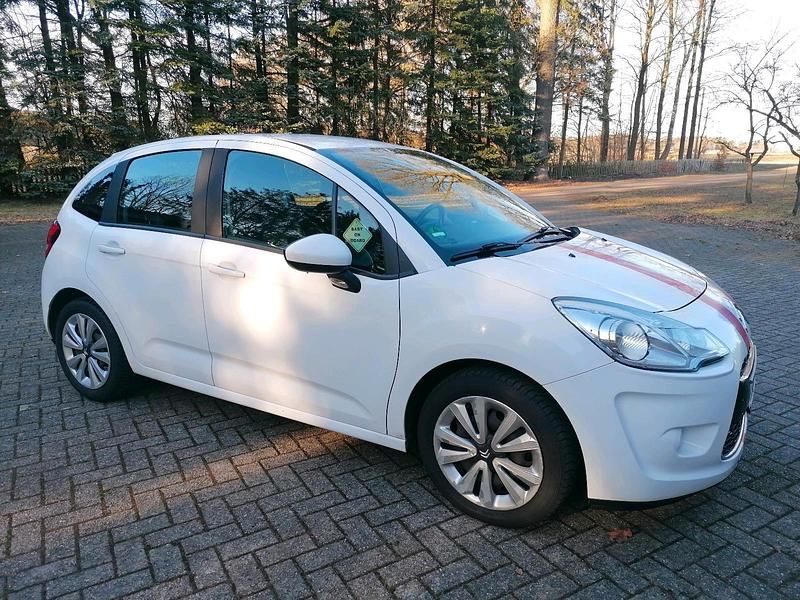 Gebraucht Citroën C3 75 PS (55 kW) 2011 Weiß Kleinwagen