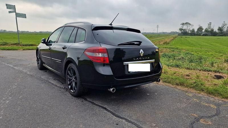 Gebraucht Renault Laguna GrandTour GT 173 PS (127 kW) 2013 Grau Kombi