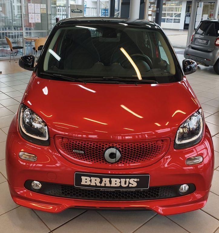 Second-hand Smart ForFour Prime 109 CP (80 kW) 2018 Roșu Hatchback