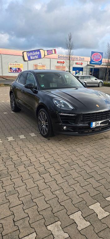 Gebraucht Porsche Macan S 258 PS (189 kW) 2017 Schwarz SUV