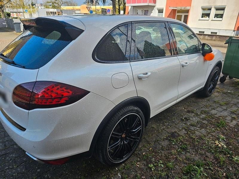 Usata Porsche Cayenne 382 CV (280 kW) 2013 Bianco SUV