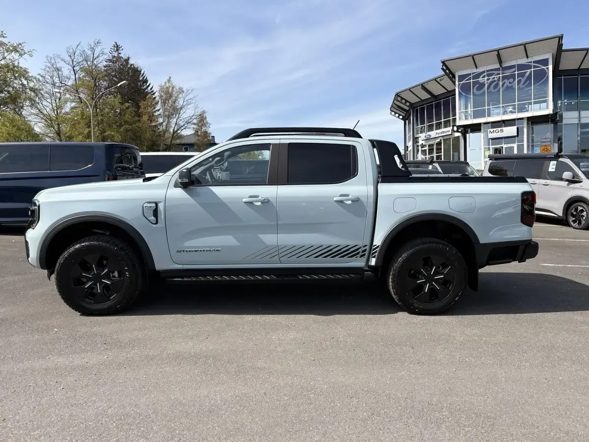 Neu Ford Ranger 281 PS (206 kW) 2026 Chill grey Pickup