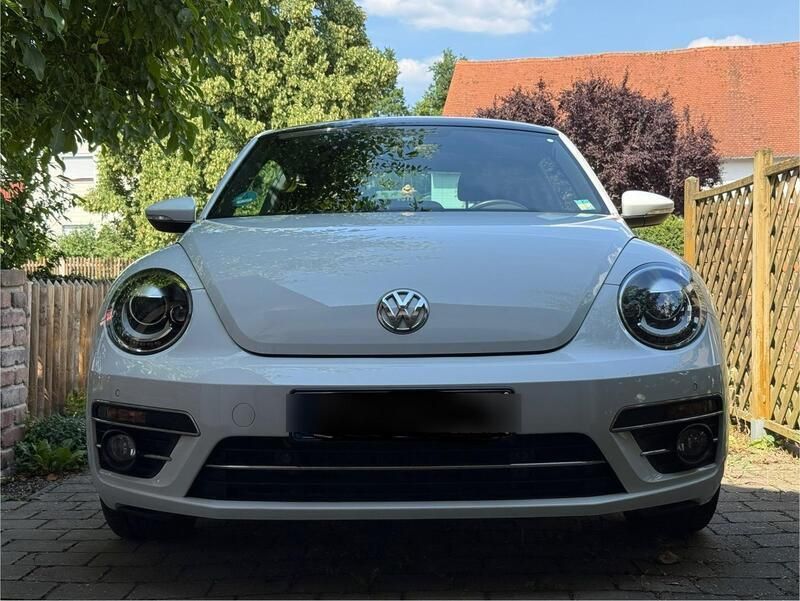 Weiß Gebraucht 2017 VW Beetle Allstar Coupé | 10.999 € (Etwas zu teuer) - Bild 1/4