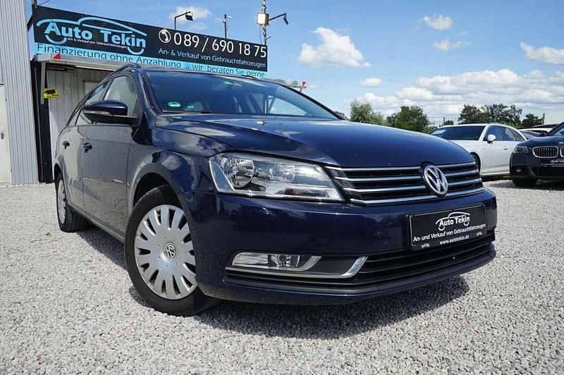 Blau Gebraucht 2011 VW Passat Kombi | 4.950 € (Fairer Preis) - Bild 1/3
